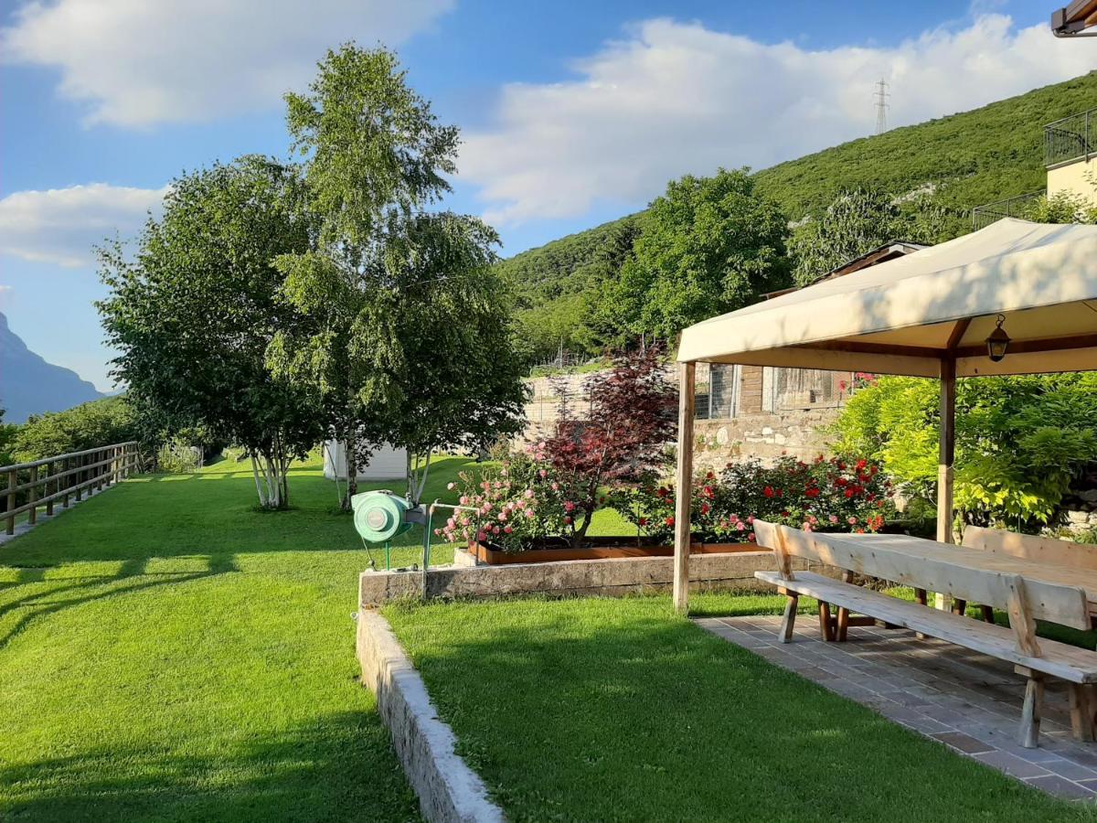 Appartamento Per Vacanze "Il Gelso" Rovereto  Exteriör bild
