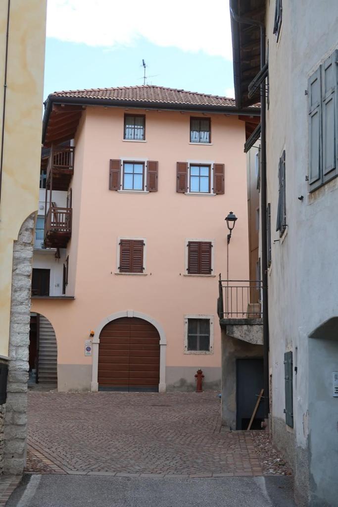 Appartamento Per Vacanze "Il Gelso" Rovereto  Exteriör bild