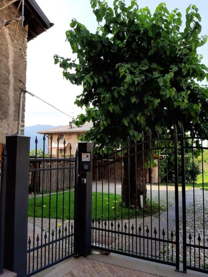 Appartamento Per Vacanze "Il Gelso" Rovereto  Exteriör bild
